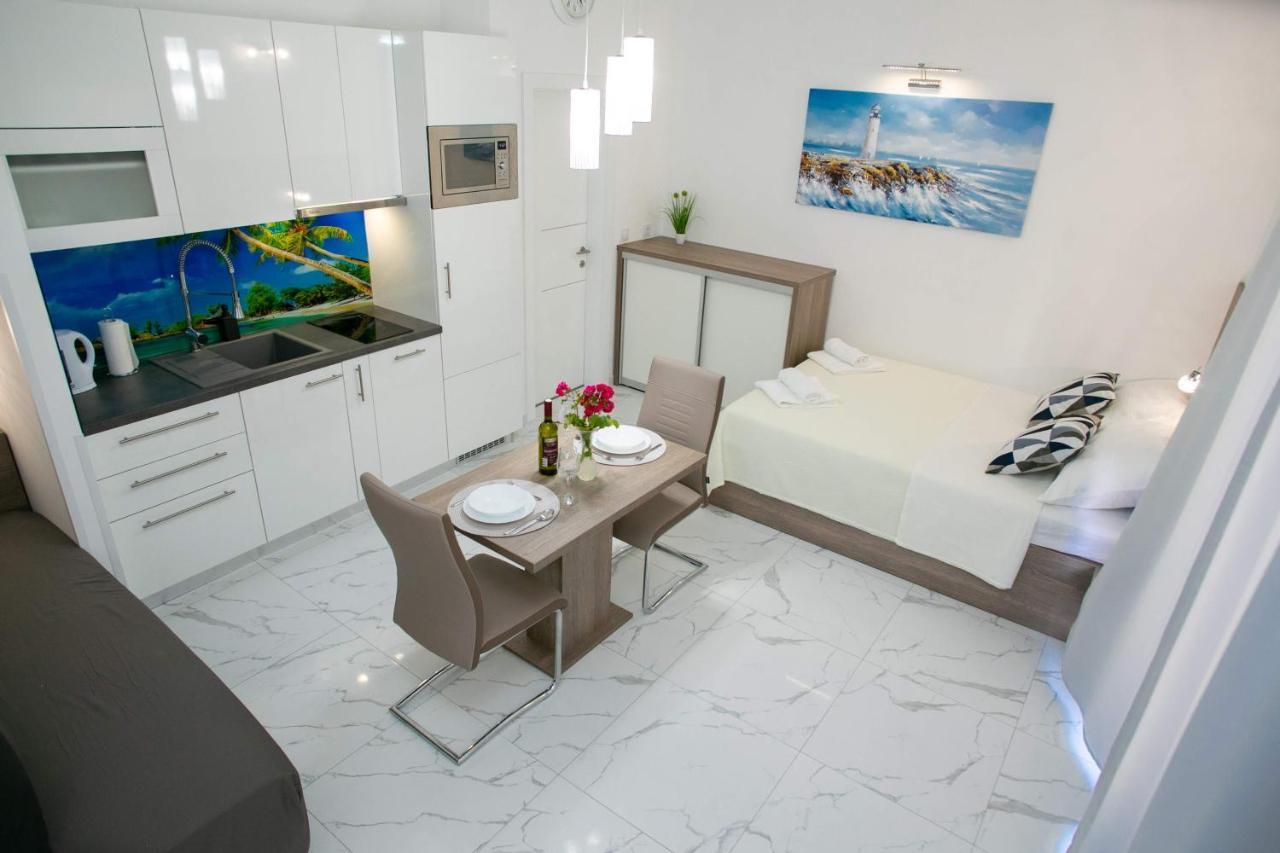 Apartments Sun Dance With Heated Pool Novalja Luaran gambar