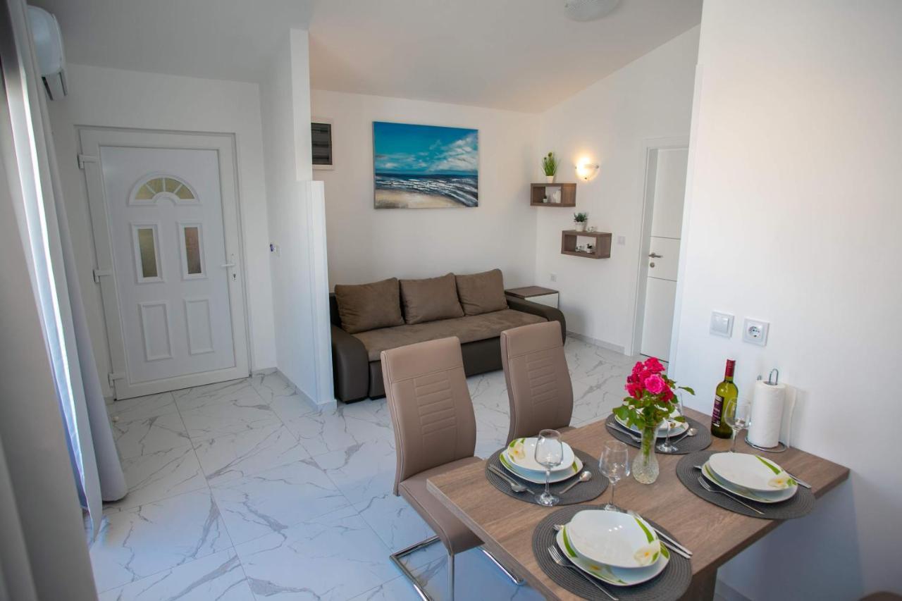 Apartments Sun Dance With Heated Pool Novalja Luaran gambar