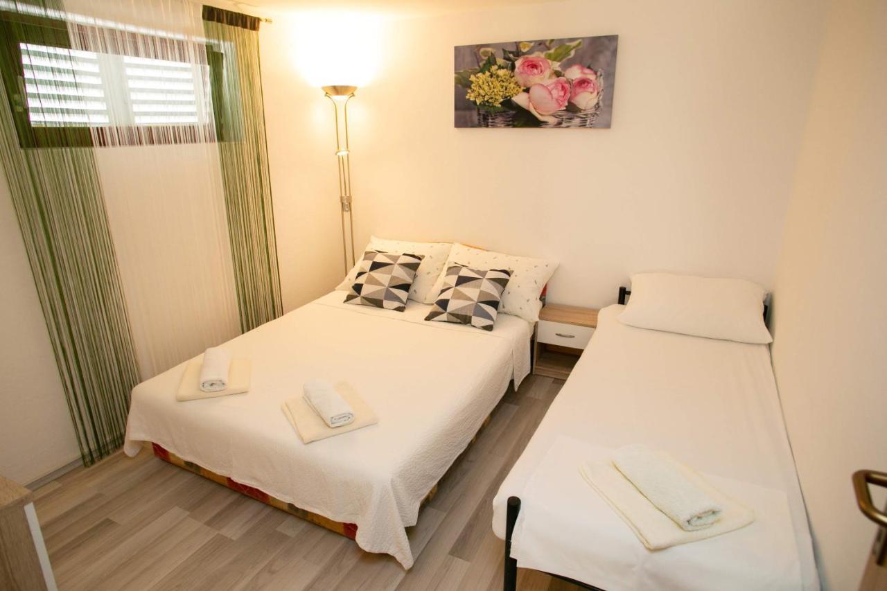 Apartments Sun Dance With Heated Pool Novalja Luaran gambar