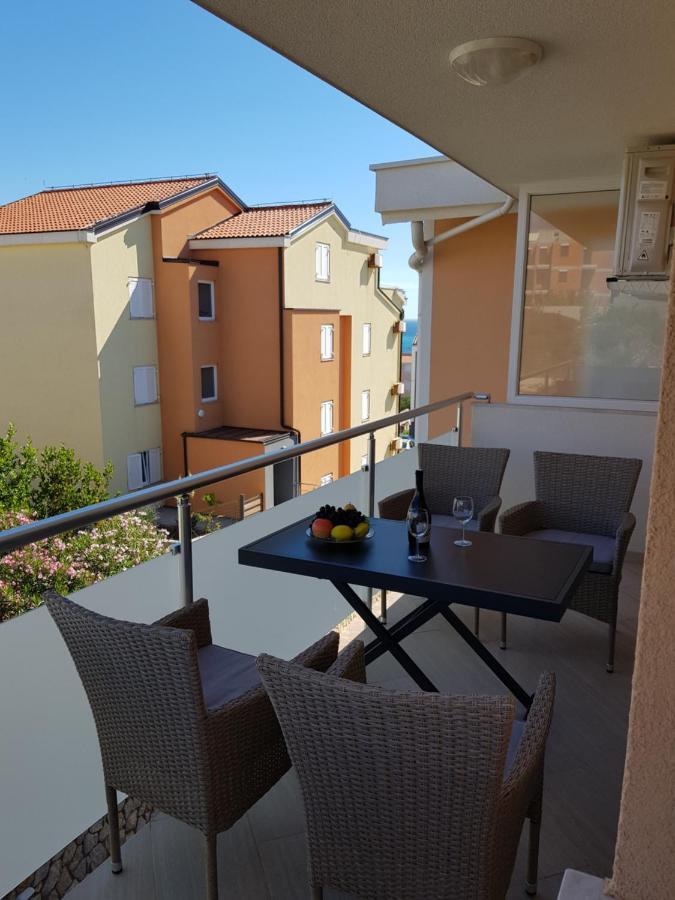 Apartments Sun Dance With Heated Pool Novalja Luaran gambar