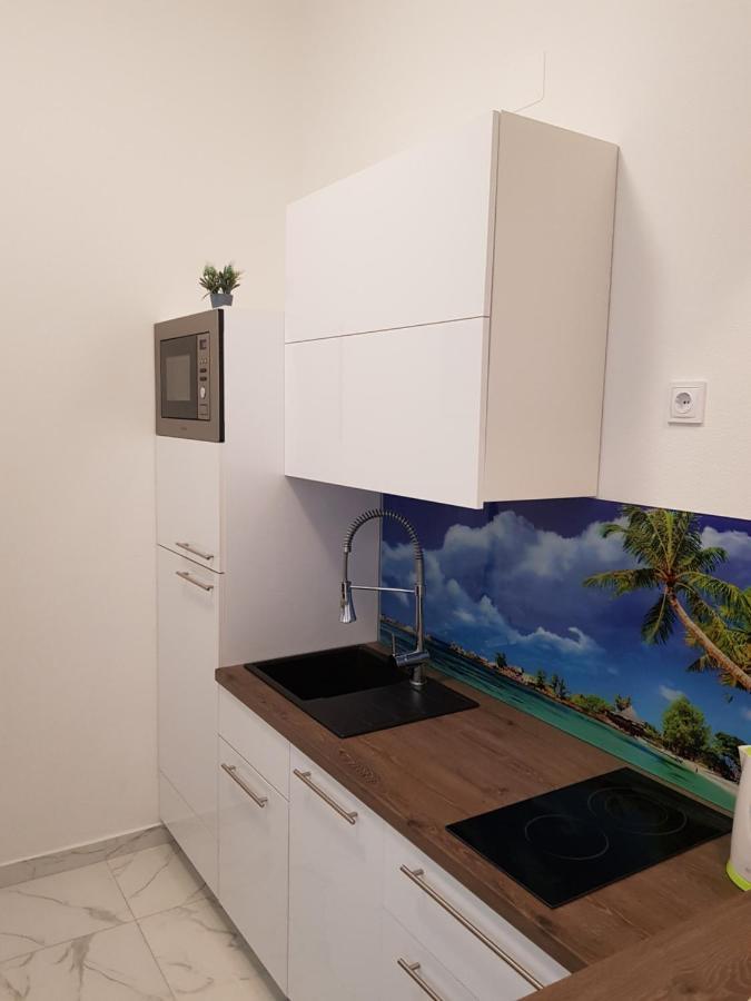 Apartments Sun Dance With Heated Pool Novalja Luaran gambar