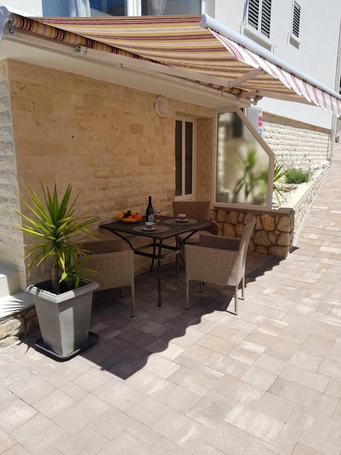 Apartments Sun Dance With Heated Pool Novalja Luaran gambar