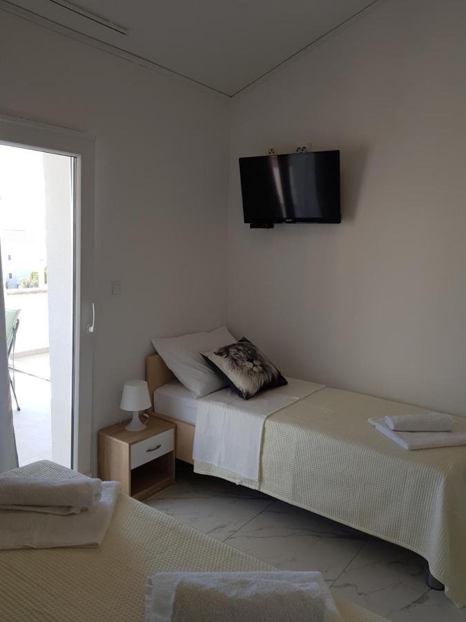 Apartments Sun Dance With Heated Pool Novalja Luaran gambar